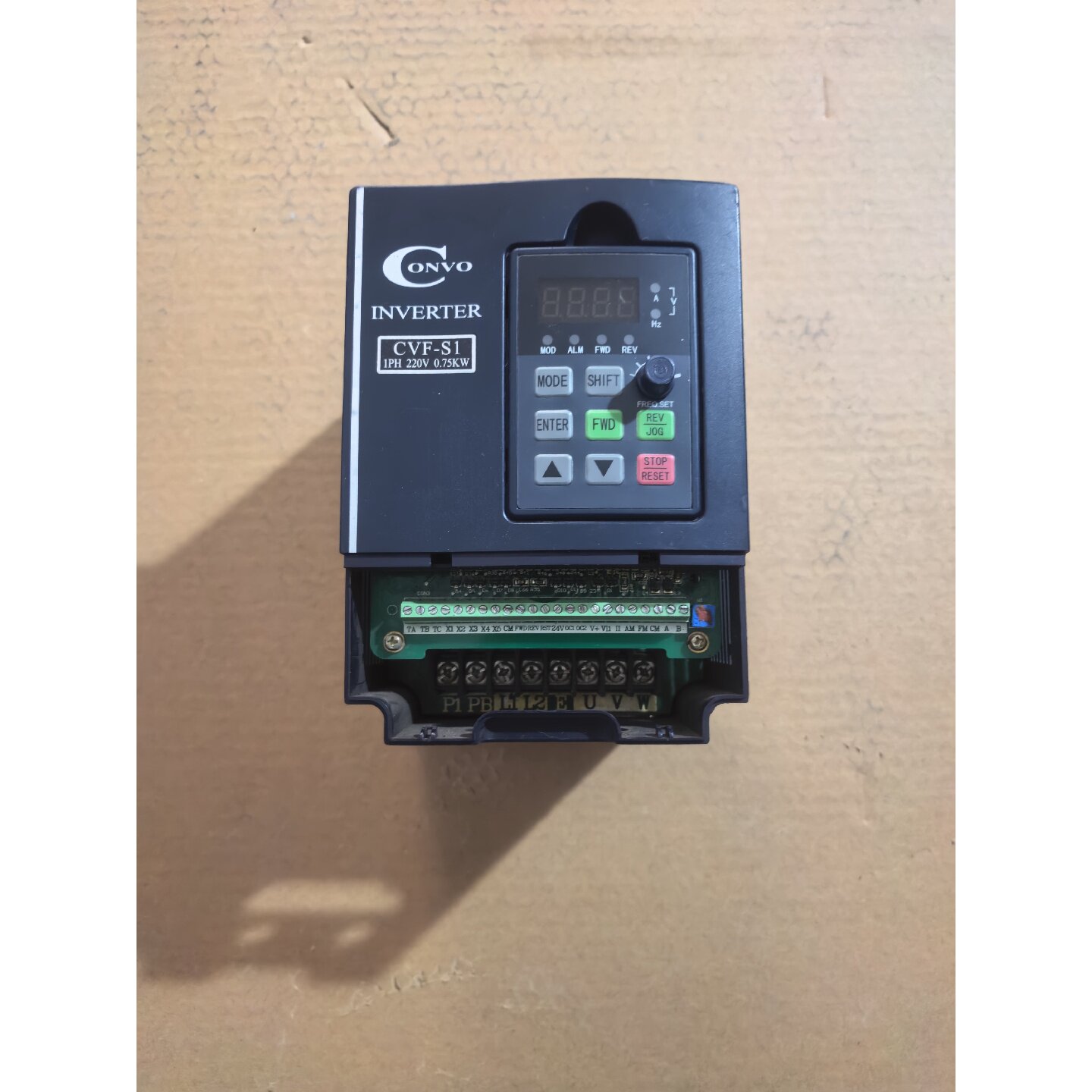 议价-康沃变频器220V-0.75KW