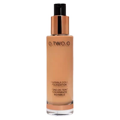 黑皮粉底液轻盈遮瑕控油保湿