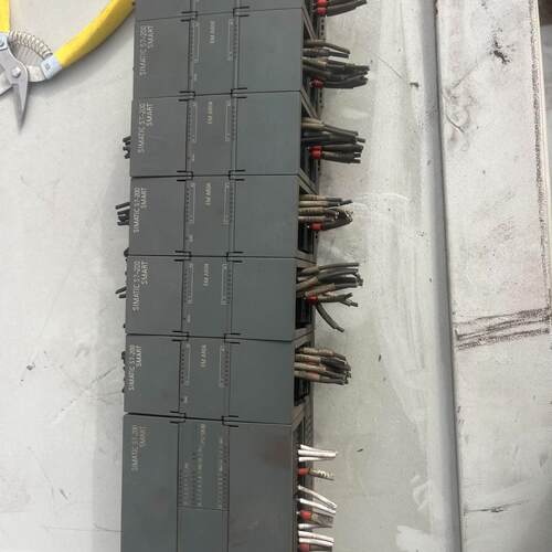 6ES7 288-1SR30-0AA1 PLC扩展模块 SIMATIC S7-200 SMART议价维修