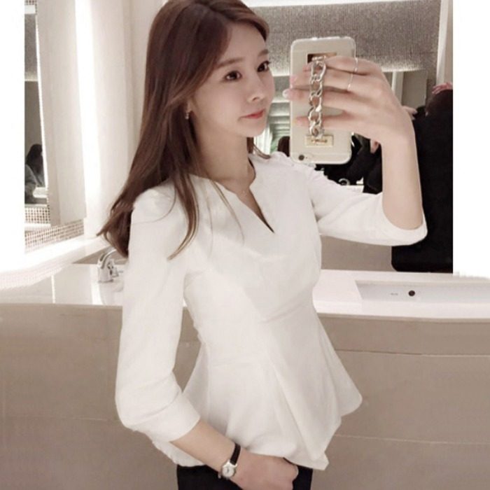 2018秋装新款女装韩版七分袖V领衬衣荷叶边裙摆收腰修身上衣衬衫在类目 女装/女士精品, 衬衫中 - 来自Buy2taobao.com提供专业的淘宝代购服务