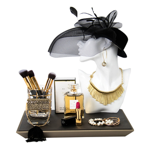 伶珑家居轻奢高档女主人衣帽间样板间衣服样品摆件连衣裙礼服软装