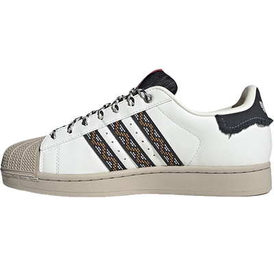 阿迪达斯运动鞋休闲鞋