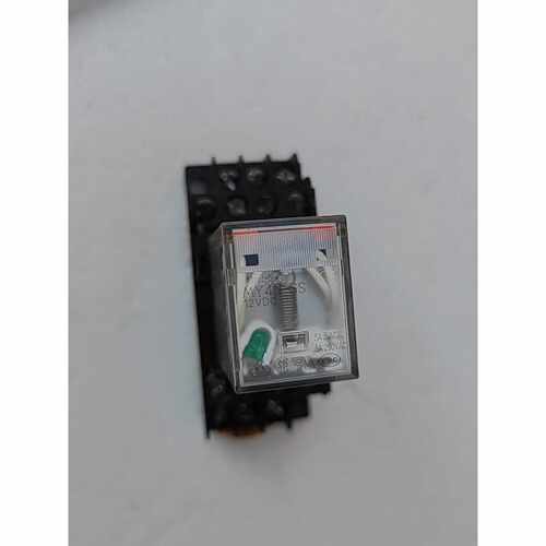 议价中间继电器型号MY4NGS24VDC14脚带底维修