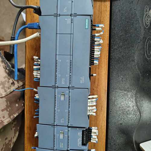 溢价-S7-1200 PLC主机一套 件 带扩展模块 功