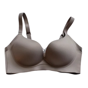 无痕大胸显小文胸 薄款新光面上托侧推 高级气质优雅聚拢云感内衣