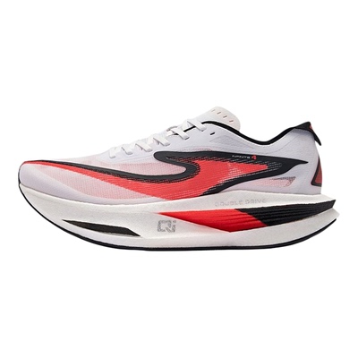 鸿星尔克芷境4碳板跑鞋