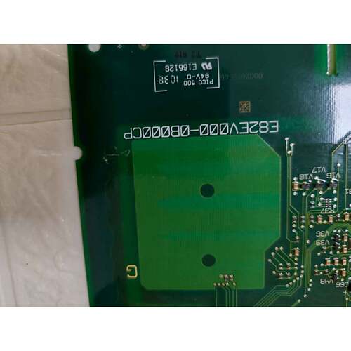 全新E82EV000-0B000CP伦茨变频器8200 电路议价