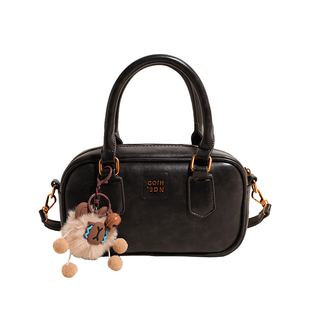 高级感复古包包女式2025年春夏美拉德保龄球手提包通勤单肩斜挎包