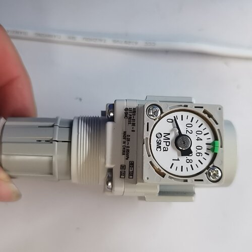 拍前询价：SMC减压阀AR2001BEB工程余料仅存4只优惠价