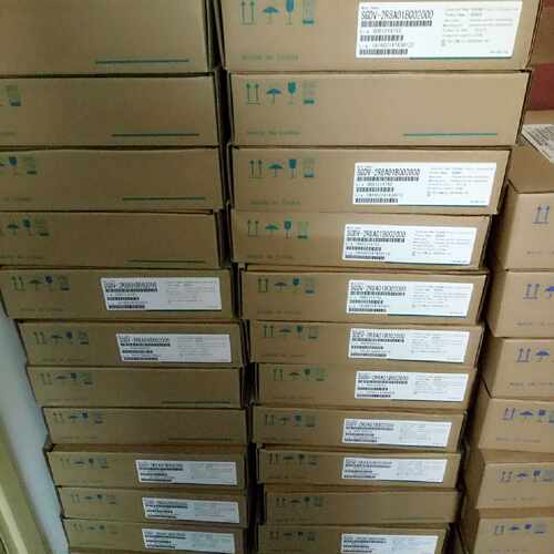 议价SGDV-2R8A01B/SGDV-1R6A01B 安川驱动器，原装正品特价质保一