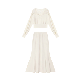 愉悦喻悦 莱赛尔蕾丝拼接斜肩短款T恤女春季性感包臀鱼尾长裙套装