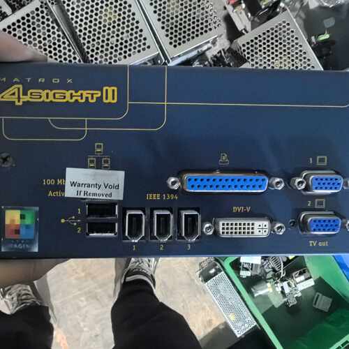 溢价-MATROX 4SIGHT II控制器，型号F212C2HD