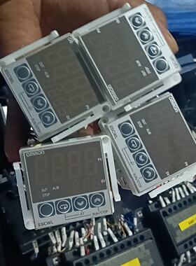 【询价】数显温控器，型号E5CWL-Q1TC   实物适用