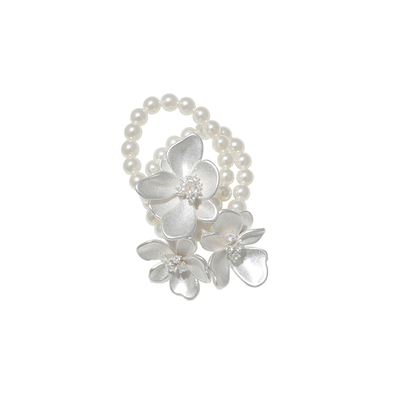 迷度原创手捧花珍珠弹力戒指