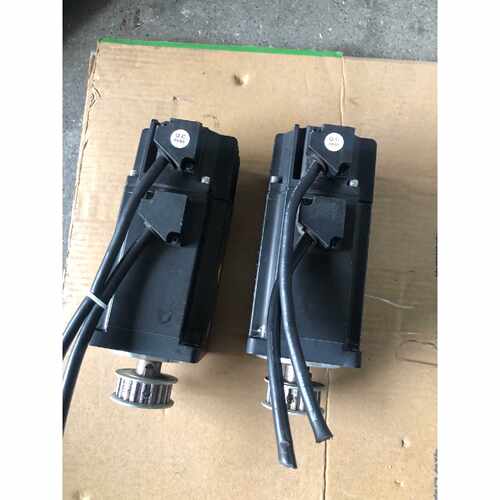 施耐德电机BCH16HD04330A5C400W实物议价