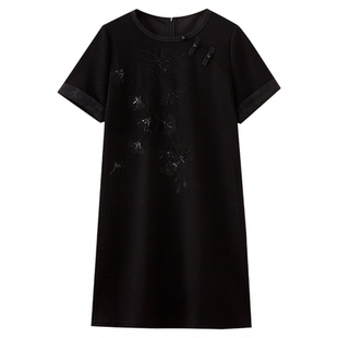 水云间黑色H型连衣裙女国风新中式钉珠裙子优雅老钱风2026春新款