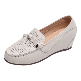 坡跟单鞋女2026夏款一脚蹬软底豆豆鞋真皮镂空透气休闲内增高女鞋