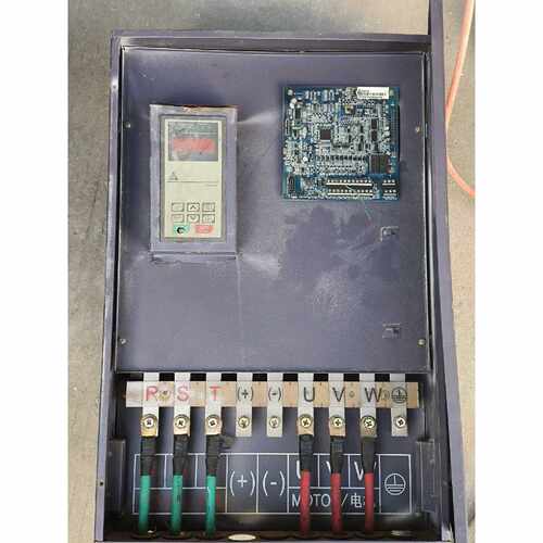 议价誉强变频器YQ3000G74075G90P75KW维修