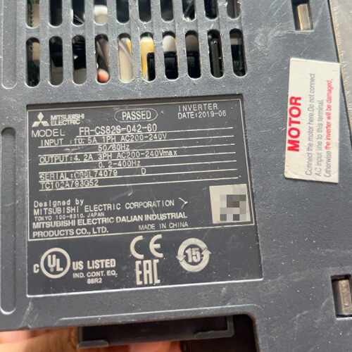 议价拆机三菱变频器FR-CS82S-042-60，成有点使用痕迹