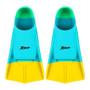 特步脚蹼游泳专用儿童自由泳训练硅胶短脚蹼成人蝶泳专业鸭掌蛙鞋