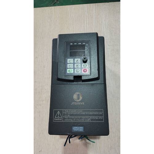 可维修议价  金田变频器JT330S2KB0055G3原装拆机5.5KW成色如图摄