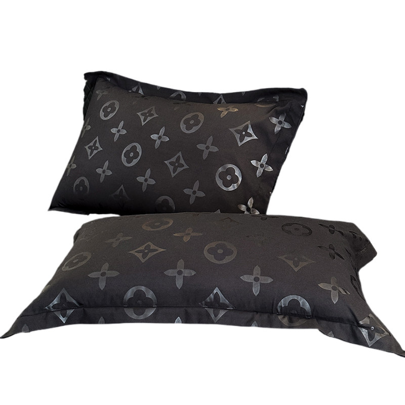 潮牌网红轻奢黑色耐脏四叶草亲肤水洗棉枕套一对单双人枕头套一只