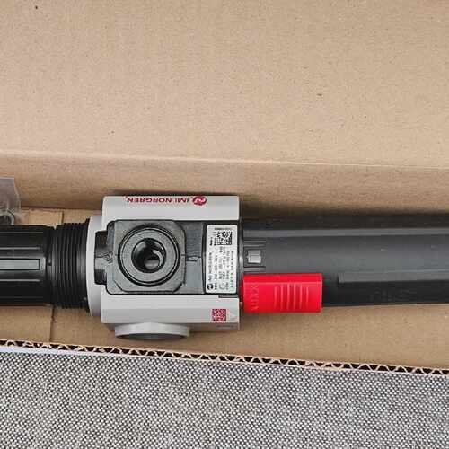 IMI NORGREN B82G-2AK-QD3-RMN NEU