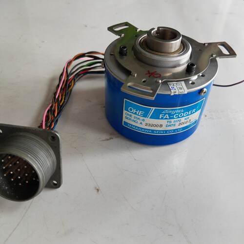 询多摩川编码器OHE 25K-6，型号TS5170N11，蓝色
