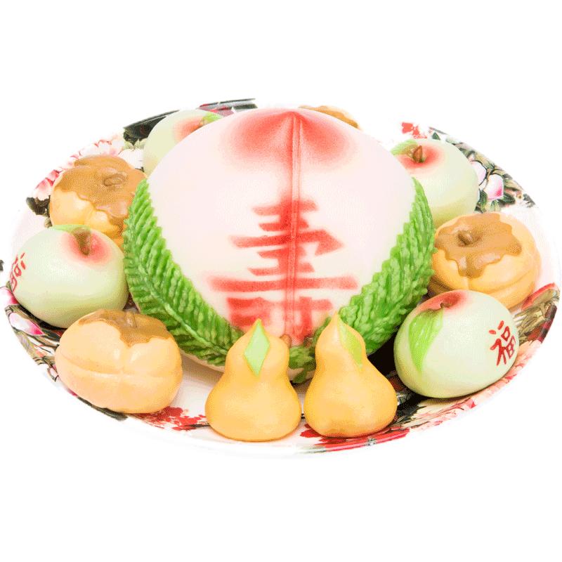 老人生日寿桃馒头送长寿面