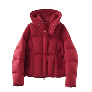 大嘎daga本命年红色羽绒服女时尚洋气时髦连帽零压泡芙短款外套冬