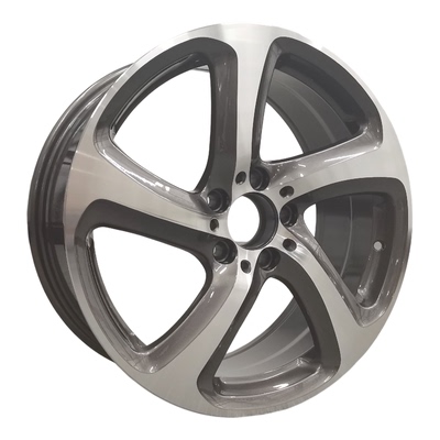 奔驰E200轮毂质保十年送好配件