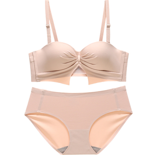 六只兔子小聚蛋无痕内衣女小胸聚拢显大收副乳抹胸软支撑文胸套装