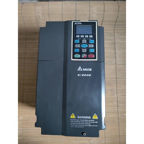 议价变频器11kw三相输入VFD110C43A包好提维修