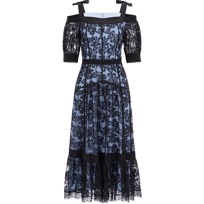 BORAAKSU伦敦时装周一字肩礼服裙