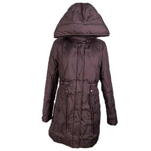 欧路Y88520冬女80羽绒服厚修身不对称摆压花系绳中国结中长连帽