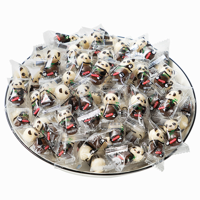 网红小熊猫麦丽素夹心巧克力豆