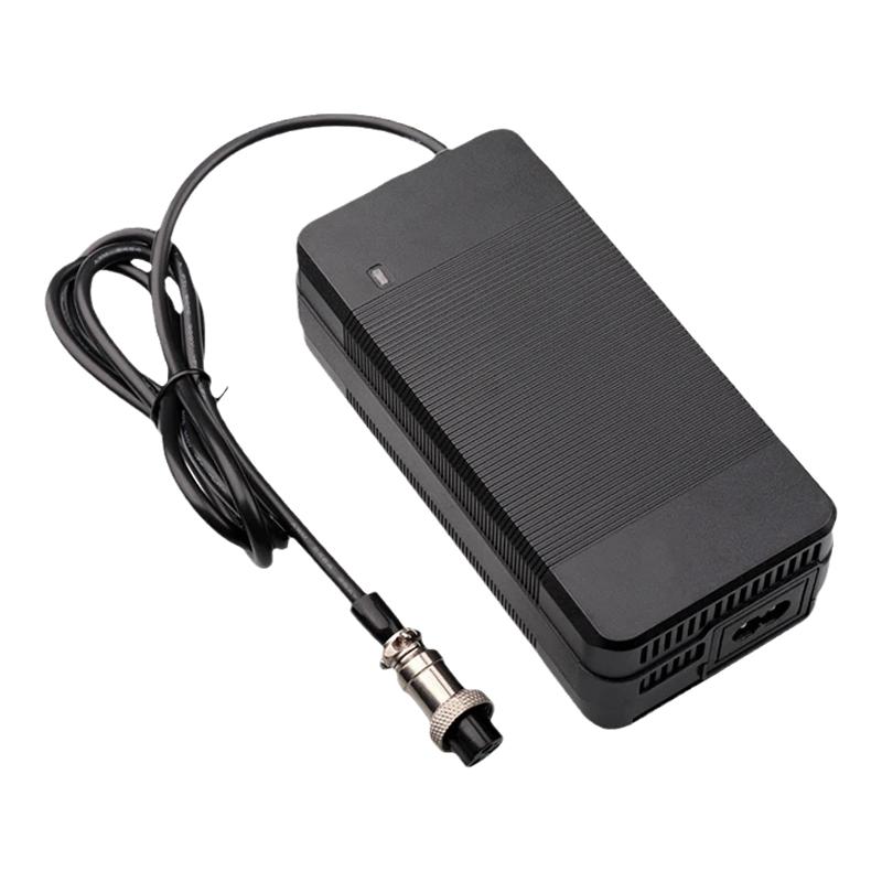 比高德BegodeMten充电器42V