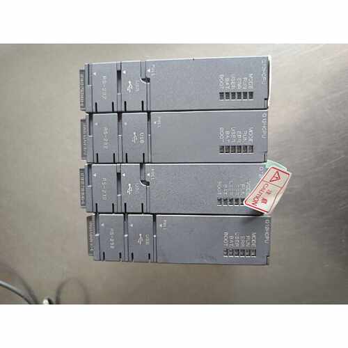 三菱PLC模块Q12HCPU4个其中两个几乎议价
