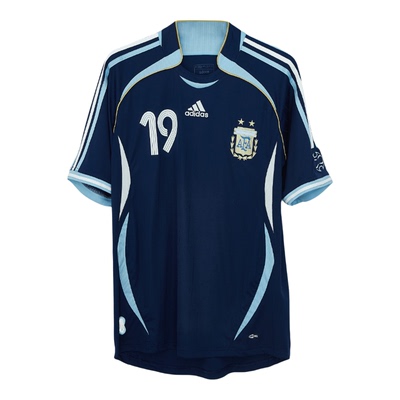 阿迪达斯2006阿根廷梅西客场球衣