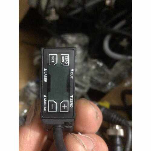 议价FASTUS奥泰斯位移传感器CD22100AM12维修