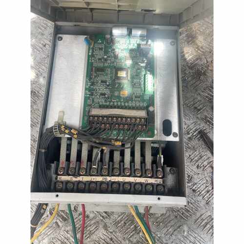 议价拆机爱默生TD2000变频器维修