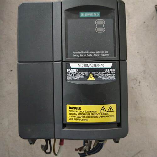 溢价-变频器6SE6440-2UD22-2BA1,2