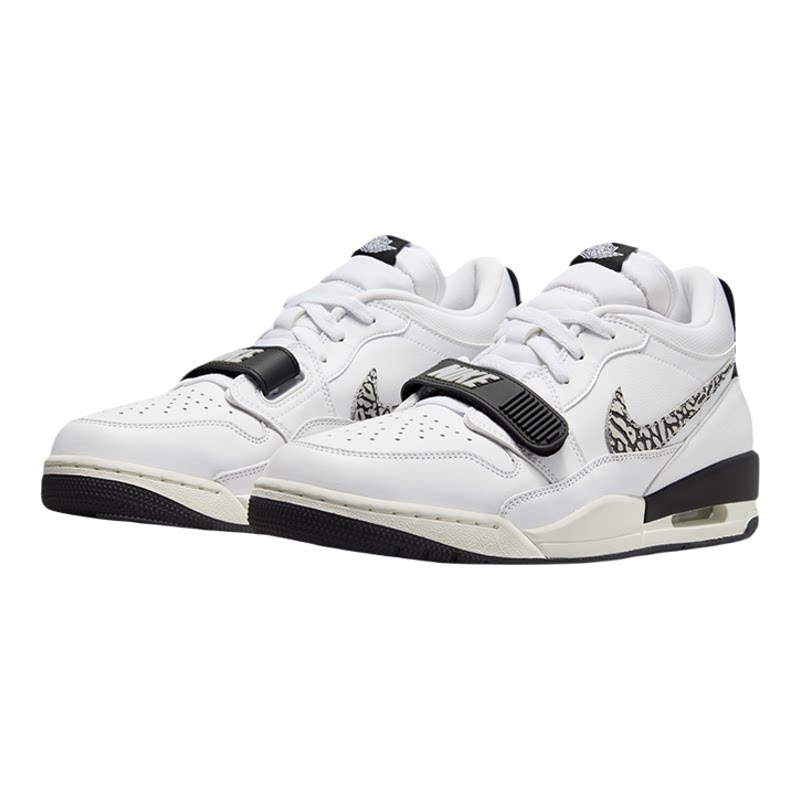 Nike Air Jordan篮球鞋