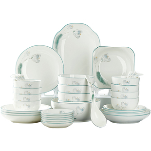 陶瓷碗盘碟套装家用2026新款高颜值简约时尚礼品餐具结婚乔迁送礼