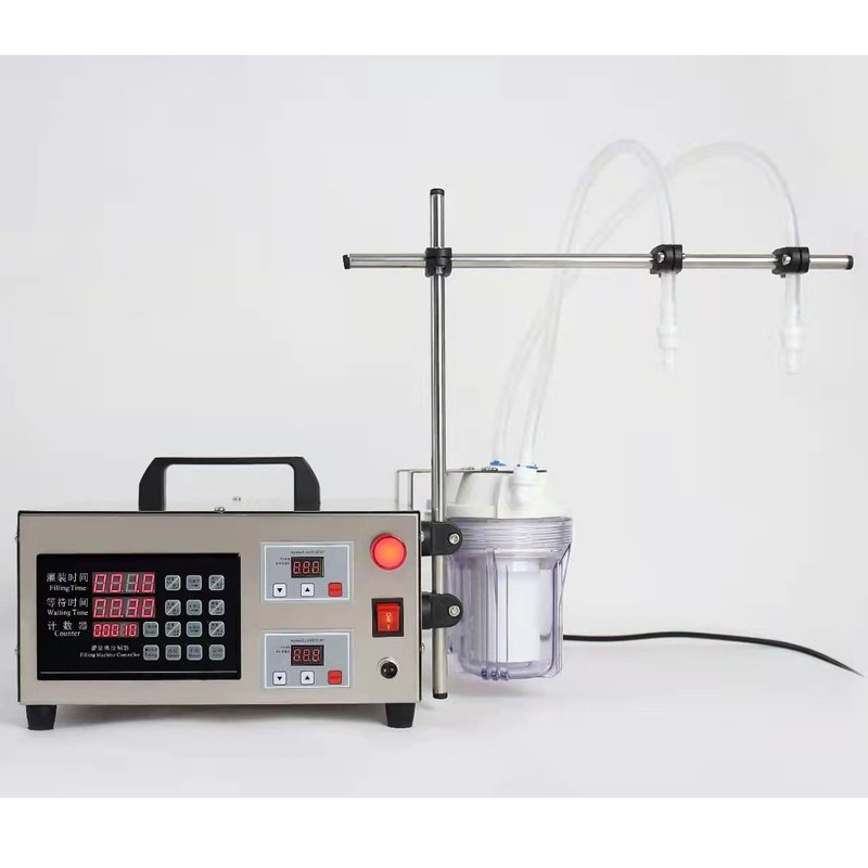 小型数控白酒灌装机矿泉水分装机饮料牛奶双头自动定量液体灌装机