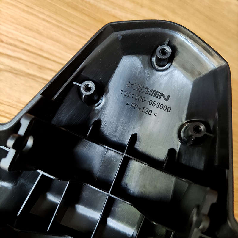 启典KD150-U U1 Z2摩托车后转向灯支架方向灯塑料座外壳配件固定