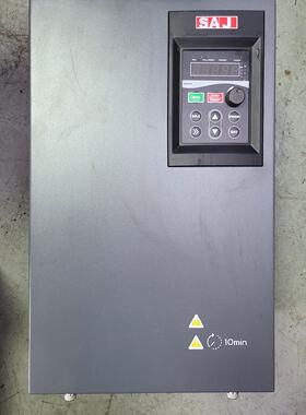咨询后拍三晶变频器37/45KW VM1000-4T037G/045