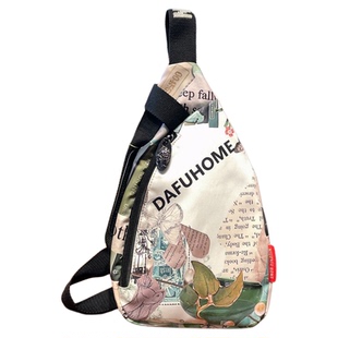 超火轻便外出旅游包包女2026新款休闲女士斜挎包高级运动胸包小包