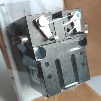 议价UBPS2505AS1夹紧单制动器ZIMMER直线导轨元GP30-C夹爪气缸GP3