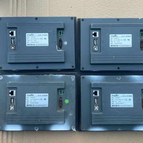 议价昆仑通泰TPC7022Ex触摸屏，一共4台，1台完好，1台通